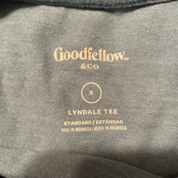 Men’s size small baby blue t-shirt - Picture 4 of 4